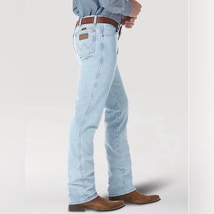 Men’s Wrangler Cowboy Cut Slim Fit